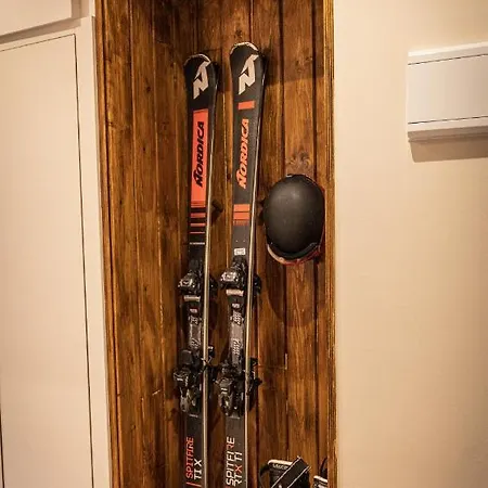 De Lujo A Pie De Pista